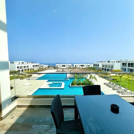 Appartement Deja Blue Block C Unit 19 *