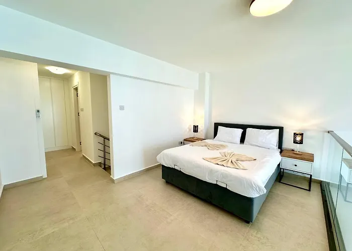 Daire Deja Blue Block C Unit 19 *