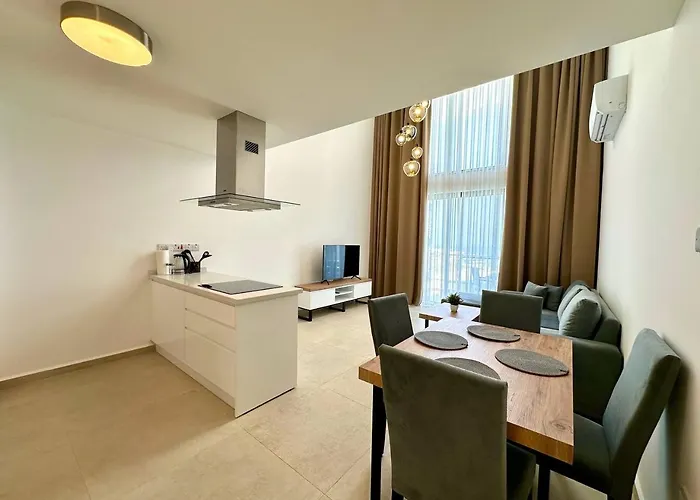 Deja Blue Block C Unit 19 *